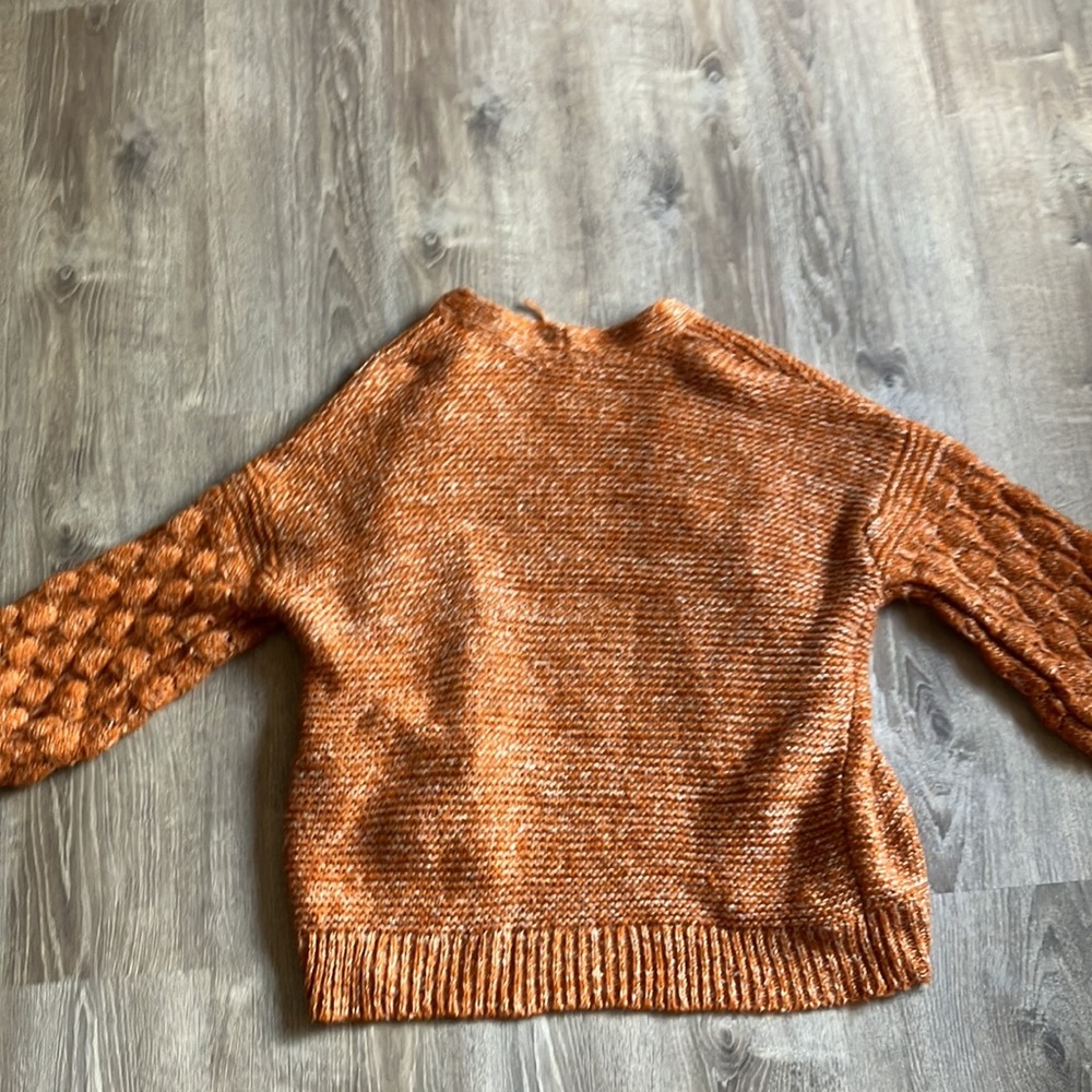Orange and white knitted sweater. Size extra extra large from nine west. - Picture 7 of 7